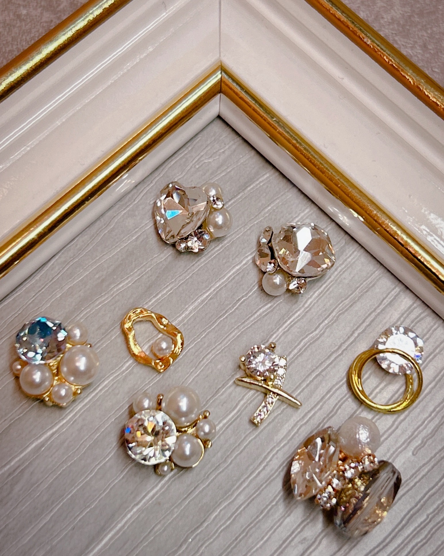 ビジュー追加の画像