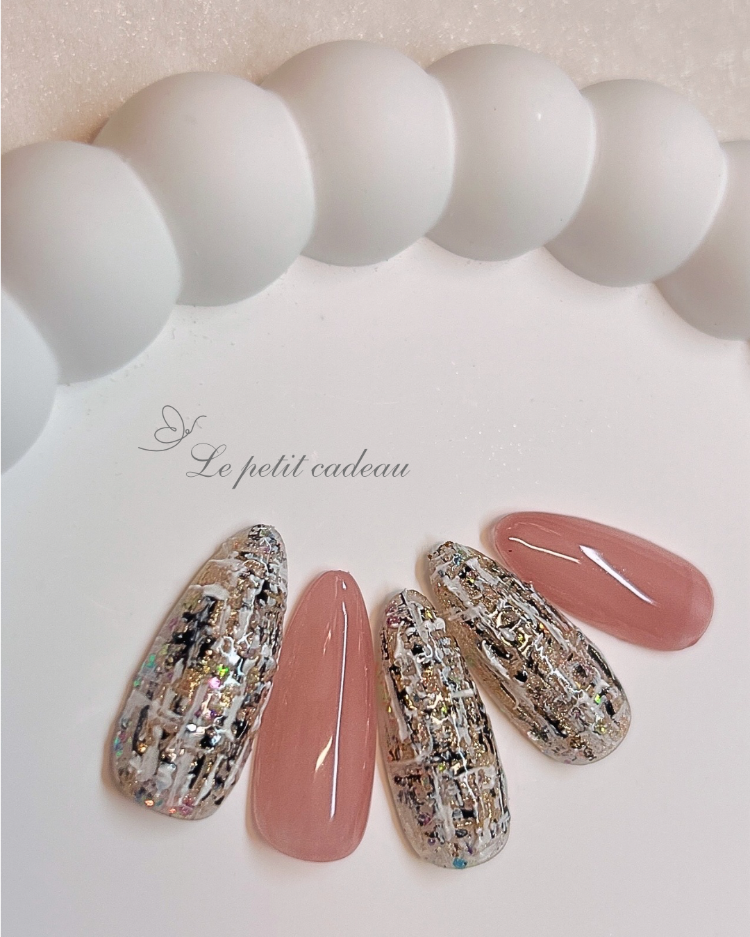 𓊆𝒽𝑎𝑛𝑑𓊇 ‎ 𝑀𝑜𝑛𝑡ℎ𝑙𝑦 𝑑𝑒𝑠𝑖𝑔𝑛 𝐶𝑜𝑣𝑟𝑠𝑒 ※2回目以降の方の画像